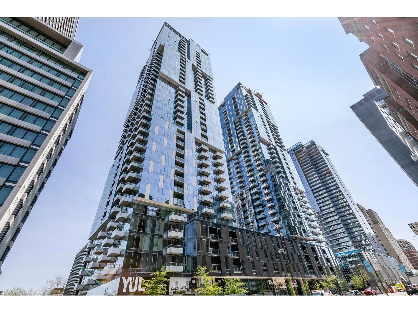 1500 Boul. René-Lévesque O., #417, Montréal (Ville-Marie)