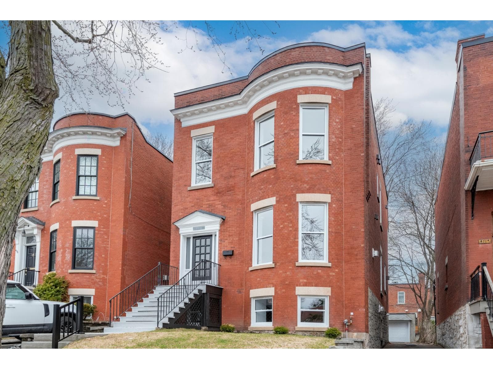 473 Av. Strathcona, Westmount