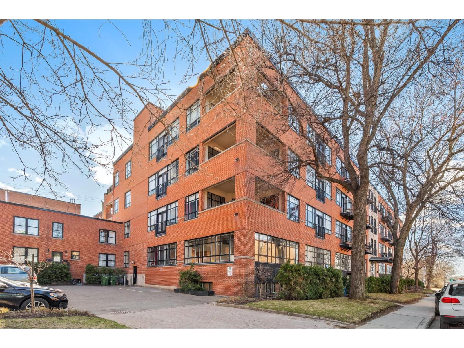 970 Av. McEachran, #203, Montréal (Outremont)