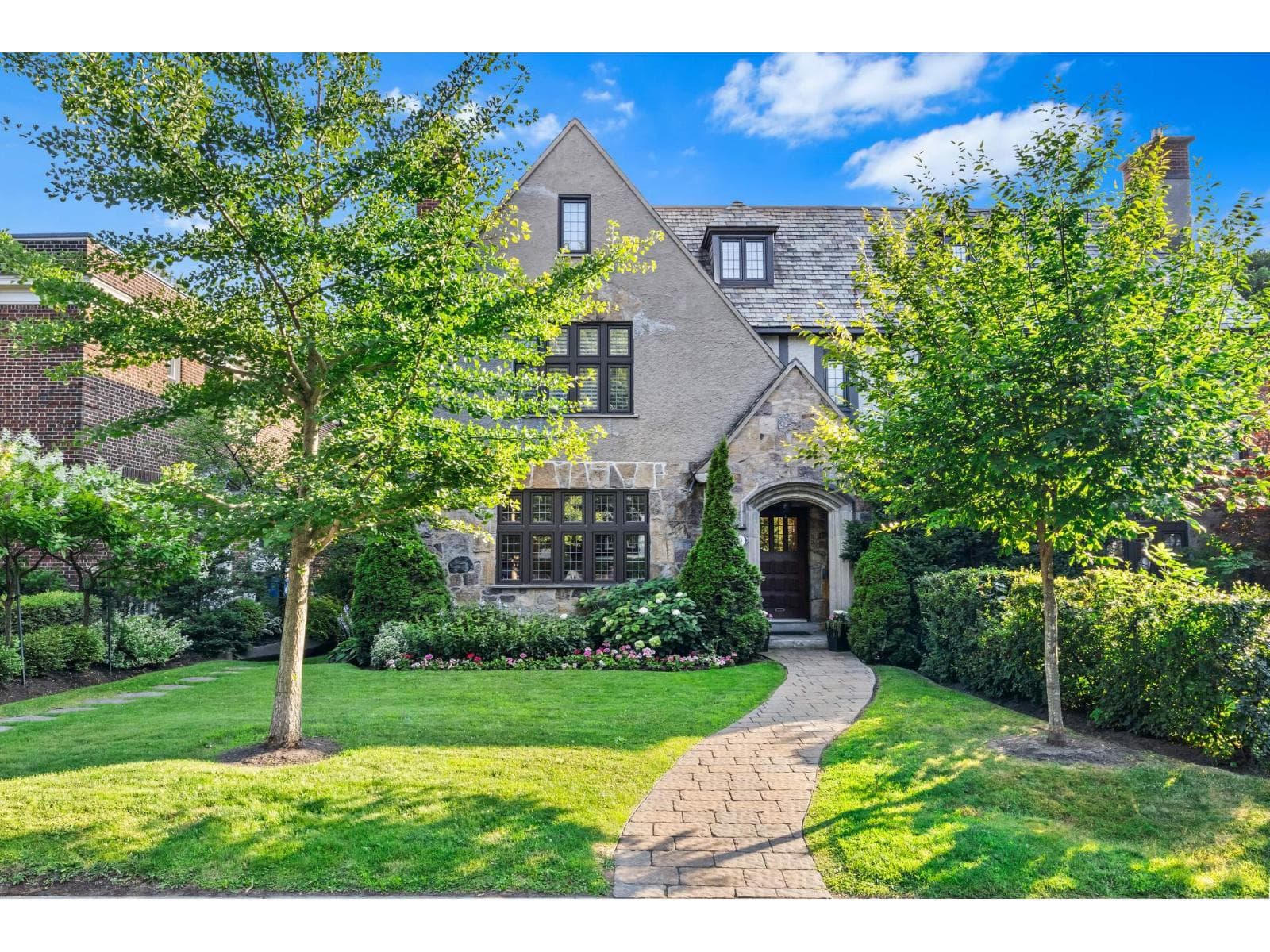 720 Av. Upper-Roslyn, Westmount