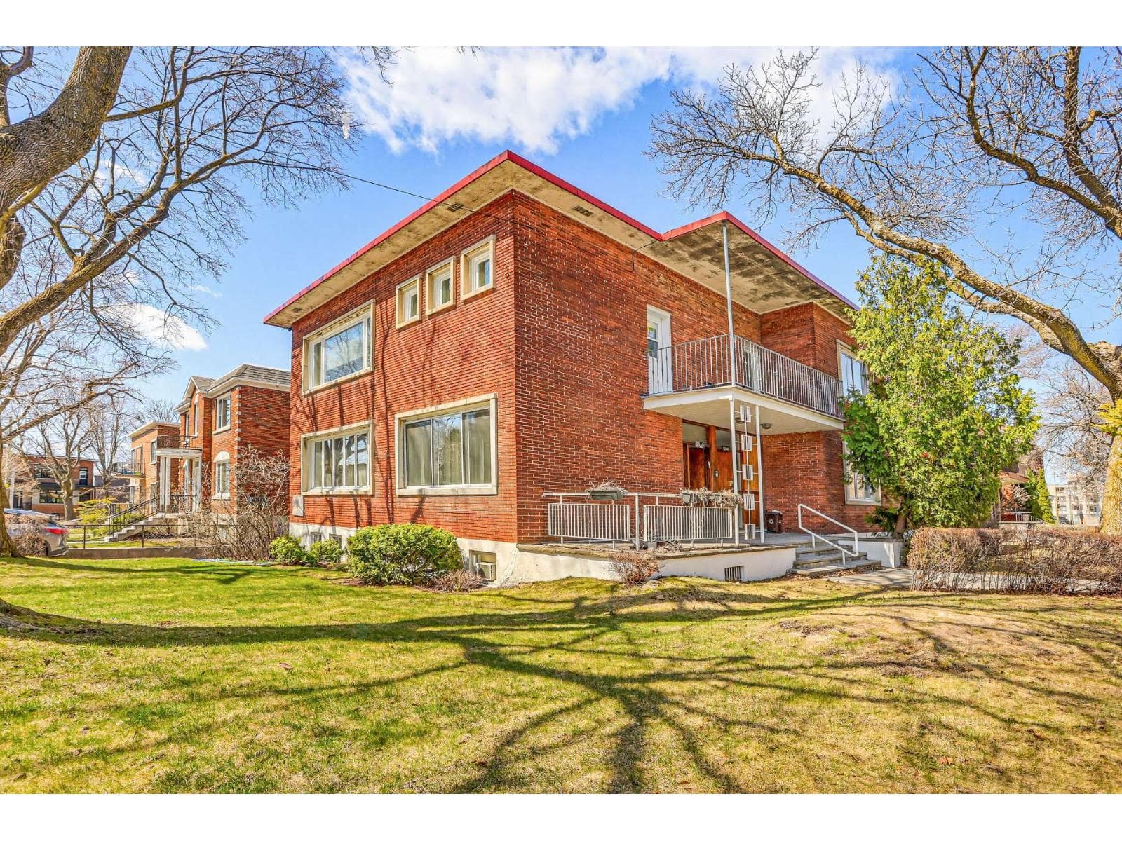 6040 Av. Wilderton, Montréal (Côte-des-Neiges/Notre-Dame-de-Grâce)