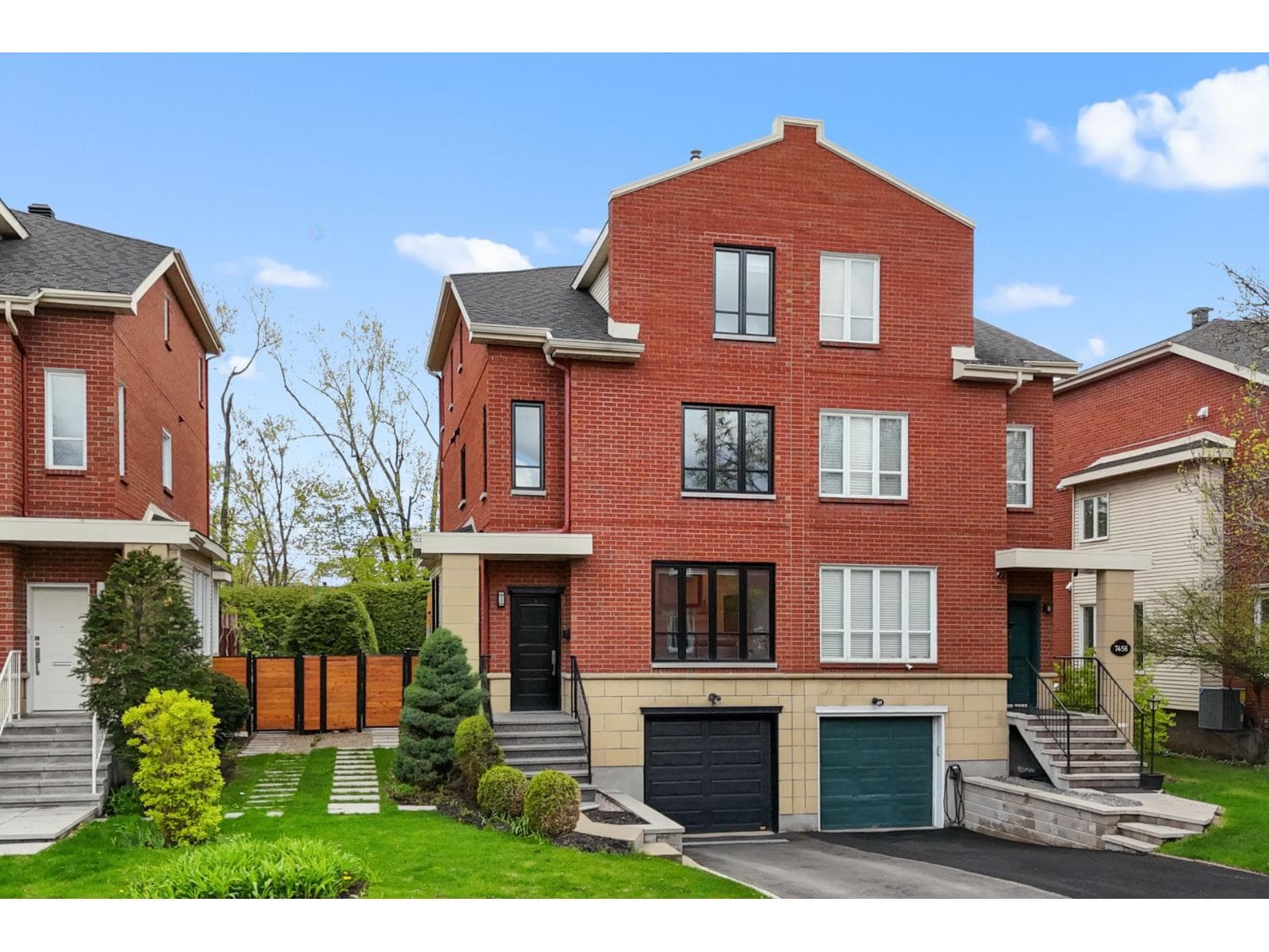 7452 Ch. Canora, Montréal (Côte-des-Neiges/Notre-Dame-de-Grâce)