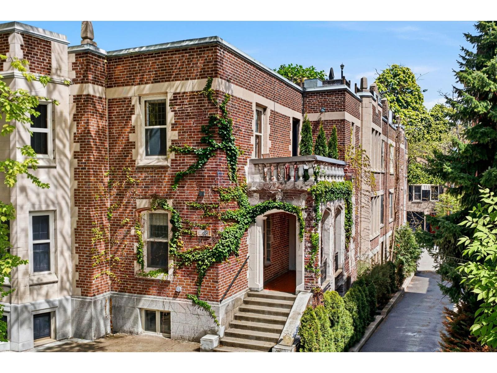 455-459 Av. Argyle, Westmount