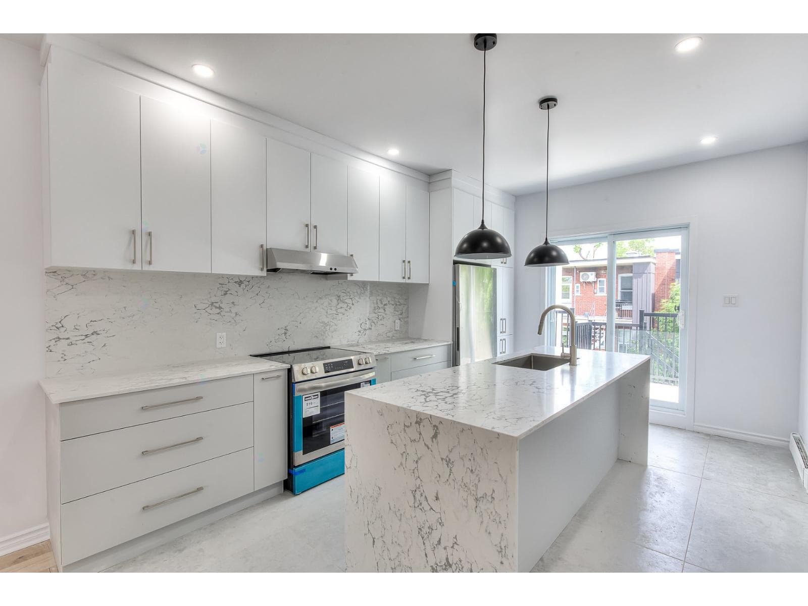 7263 Av. Henri-Julien, Montréal (Villeray/Saint-Michel/Parc-Extension)