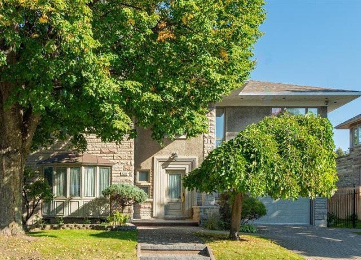 835 Ch. Rockland, Mont-Royal