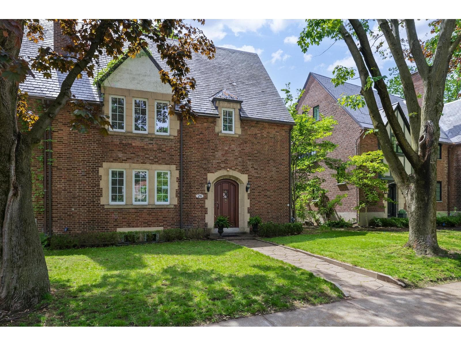 24 Av. Holton, Westmount