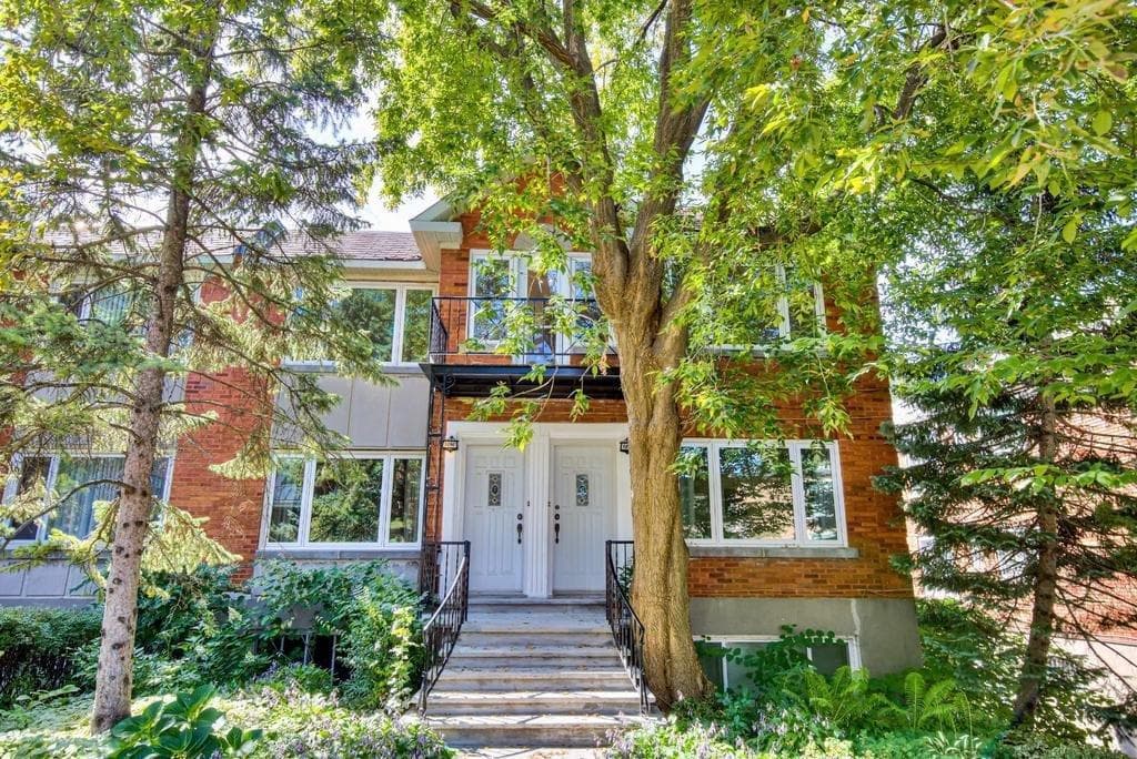 5890-5892 Rue Dolbeau, Montréal (Côte-des-Neiges/Notre-Dame-de-Grâce)