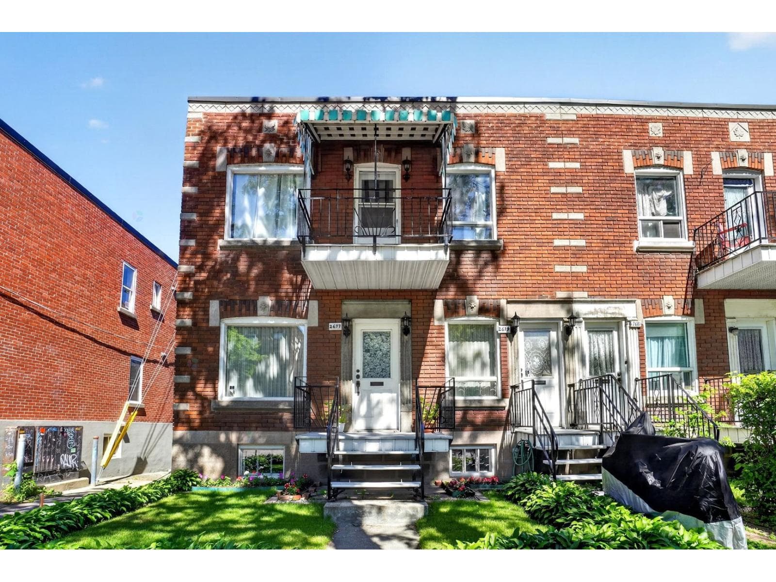 2677-2679 Rue St-Zotique E., Montréal (Rosemont/La Petite-Patrie)