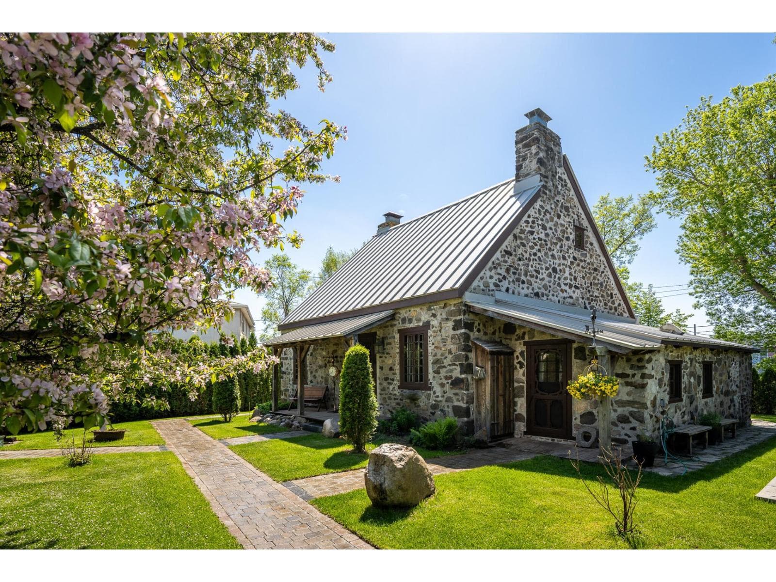 214 Rue Bourget, Longueuil (Le Vieux-Longueuil)