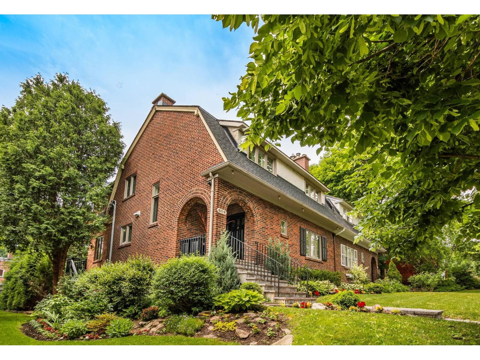 604 Av. Belmont, Westmount