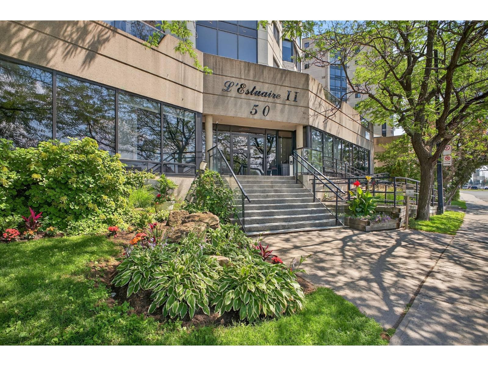 50 Rue De La Barre, #1001, Longueuil (Le Vieux-Longueuil)