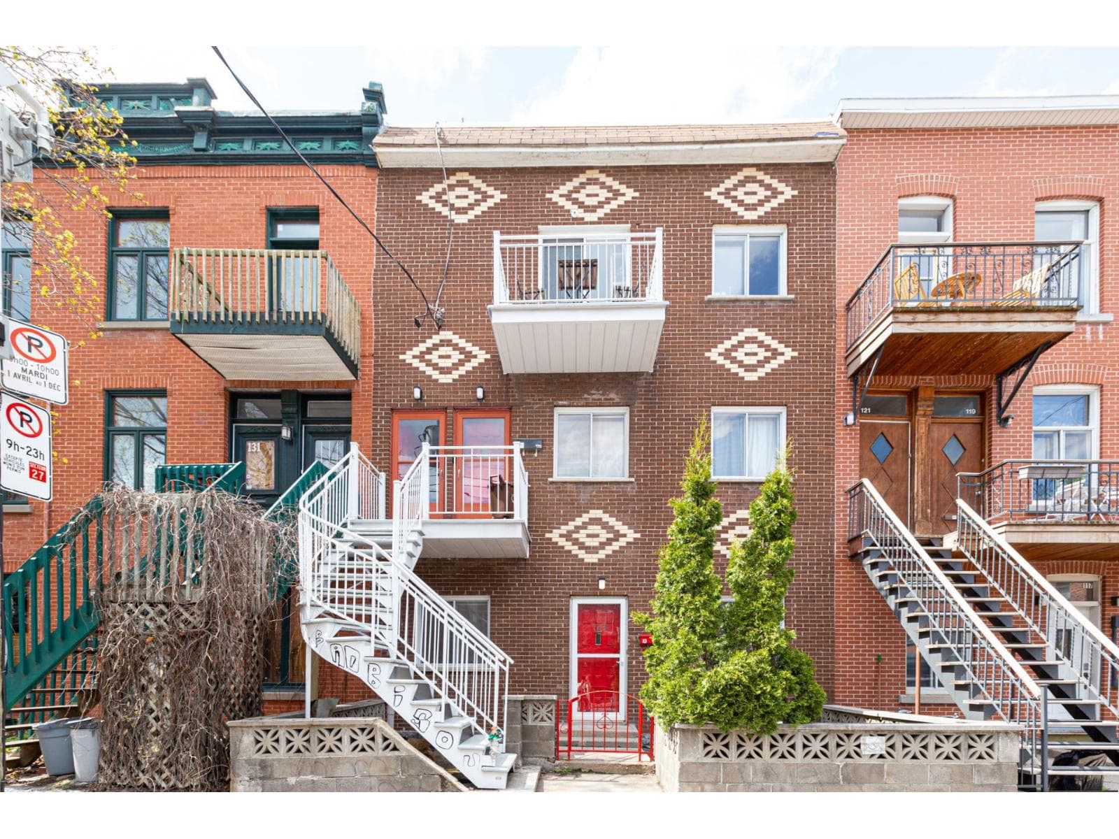 123-127 Av. Clermont, Montréal (Le Plateau-Mont-Royal)