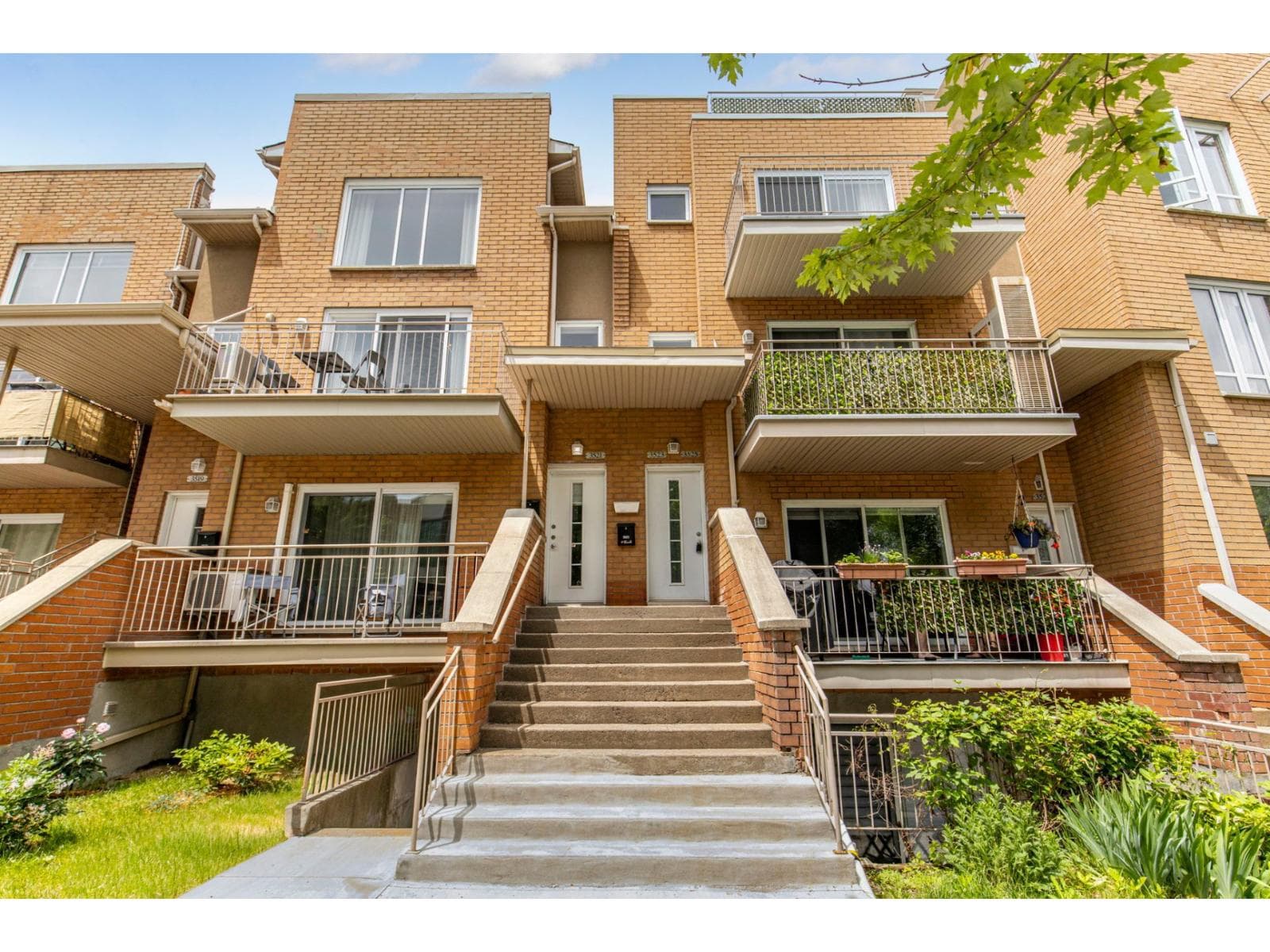 3523 Av. du Mont-Royal E., Montréal (Rosemont/La Petite-Patrie)