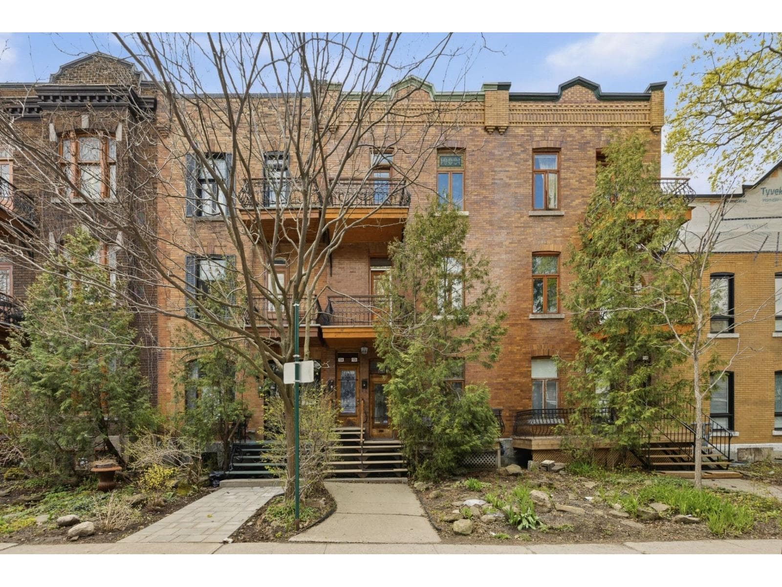 724 Av. Champagneur, Montréal (Outremont)