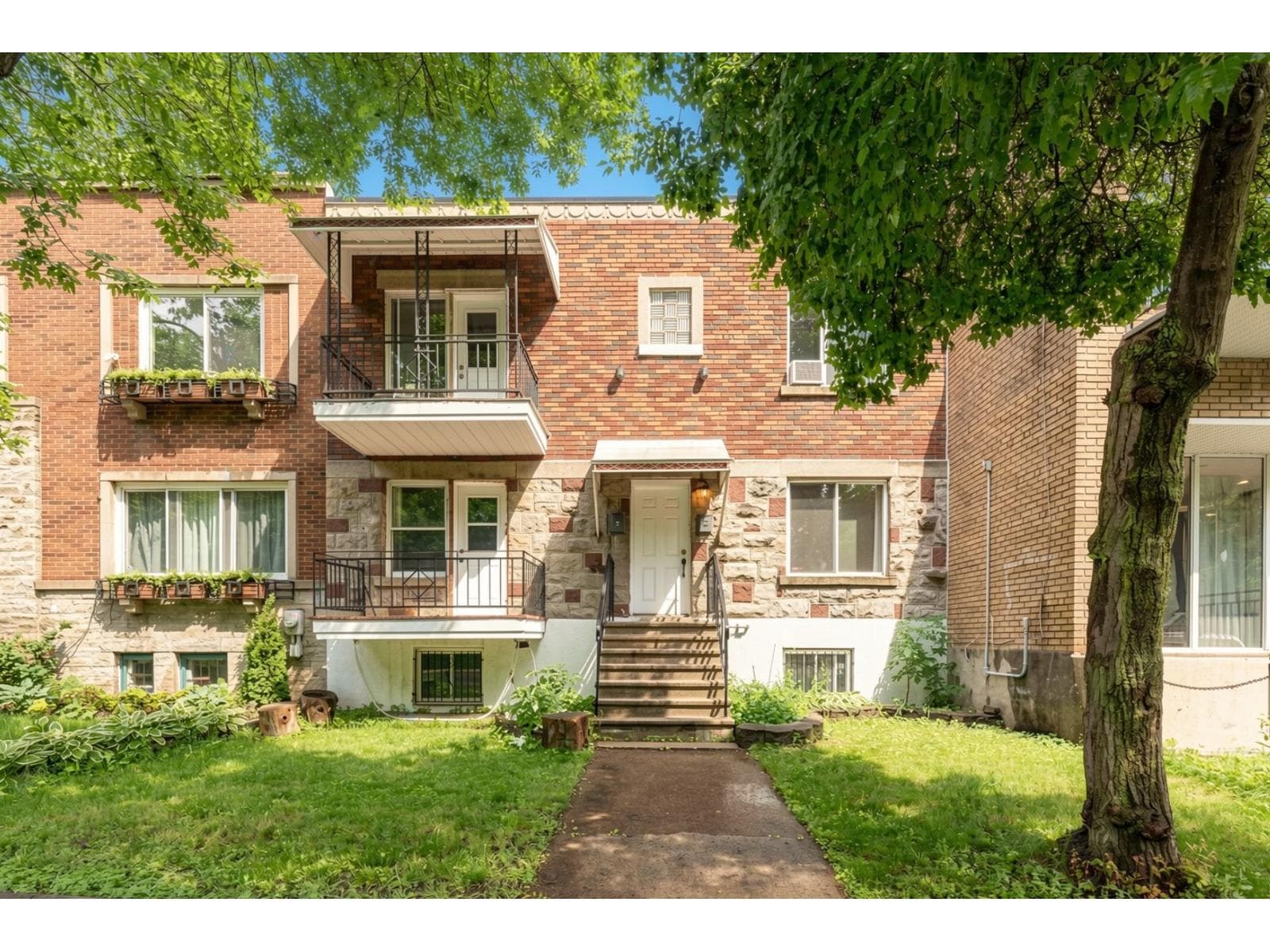 3820-3822 Boul. Rosemont, Montréal (Rosemont/La Petite-Patrie)