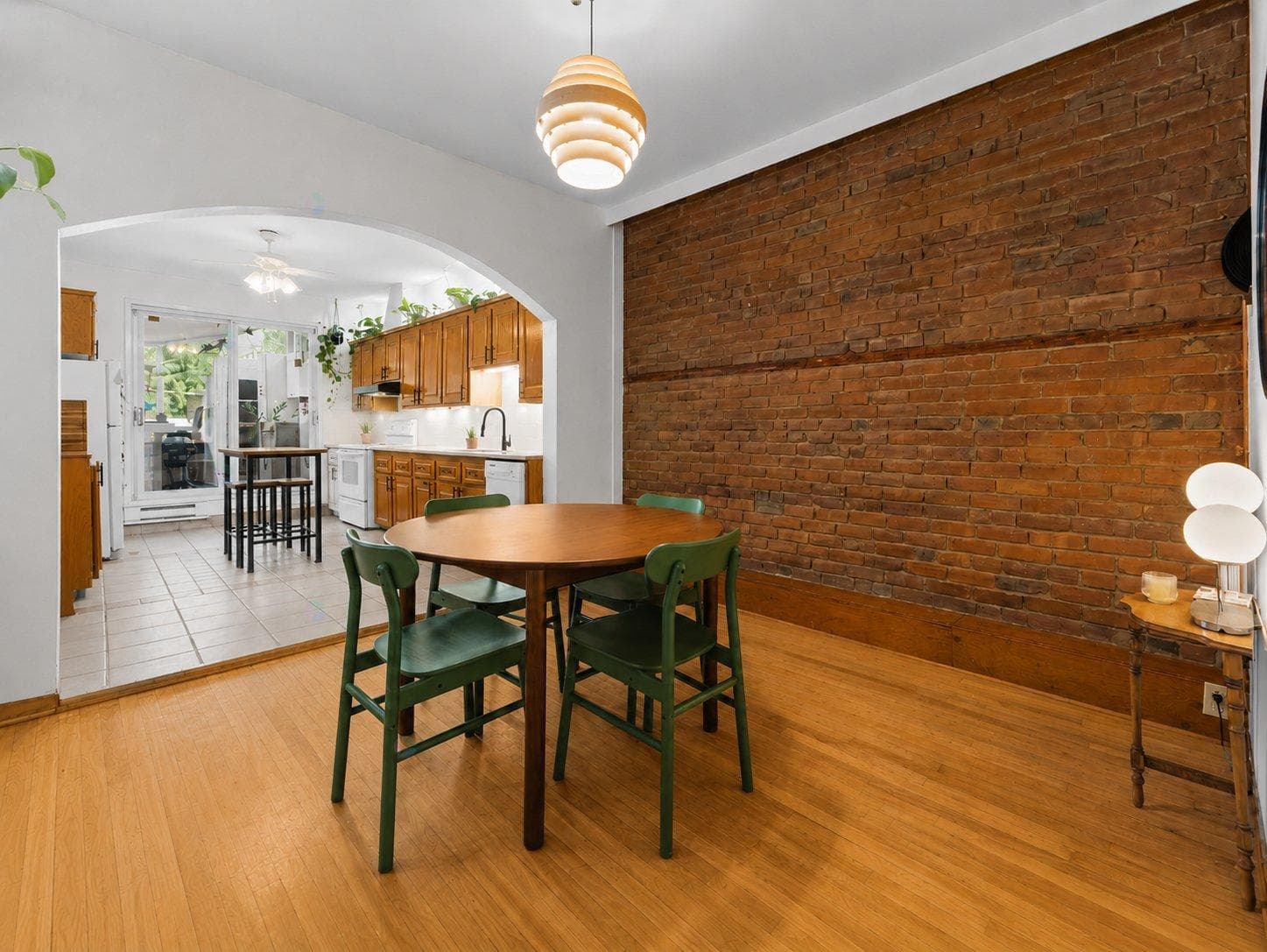 2182-2184 Av. du Mont-Royal E., Montréal (Le Plateau-Mont-Royal)