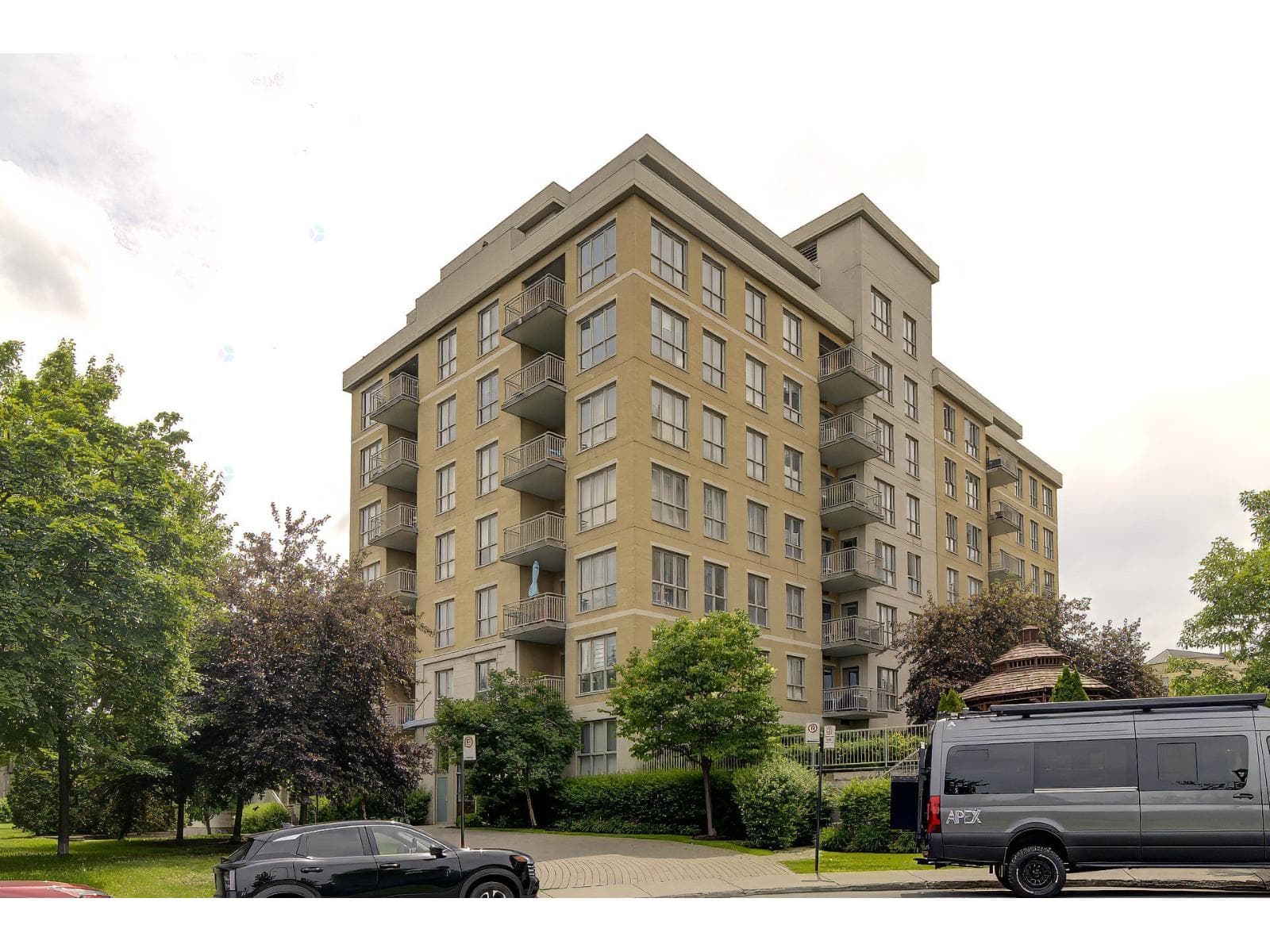 8500 Rue Raymond-Pelletier, #511, Montréal (Ahuntsic-Cartierville), Quebec H2M0A3 - photo 1