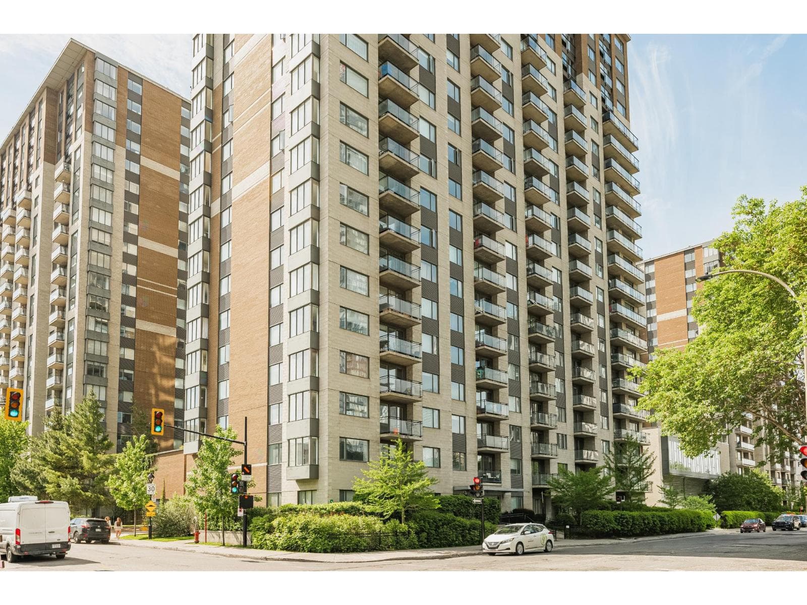 1200 Rue St-Jacques, #1802, Montréal (Ville-Marie), Quebec H3C0E9 - photo 1