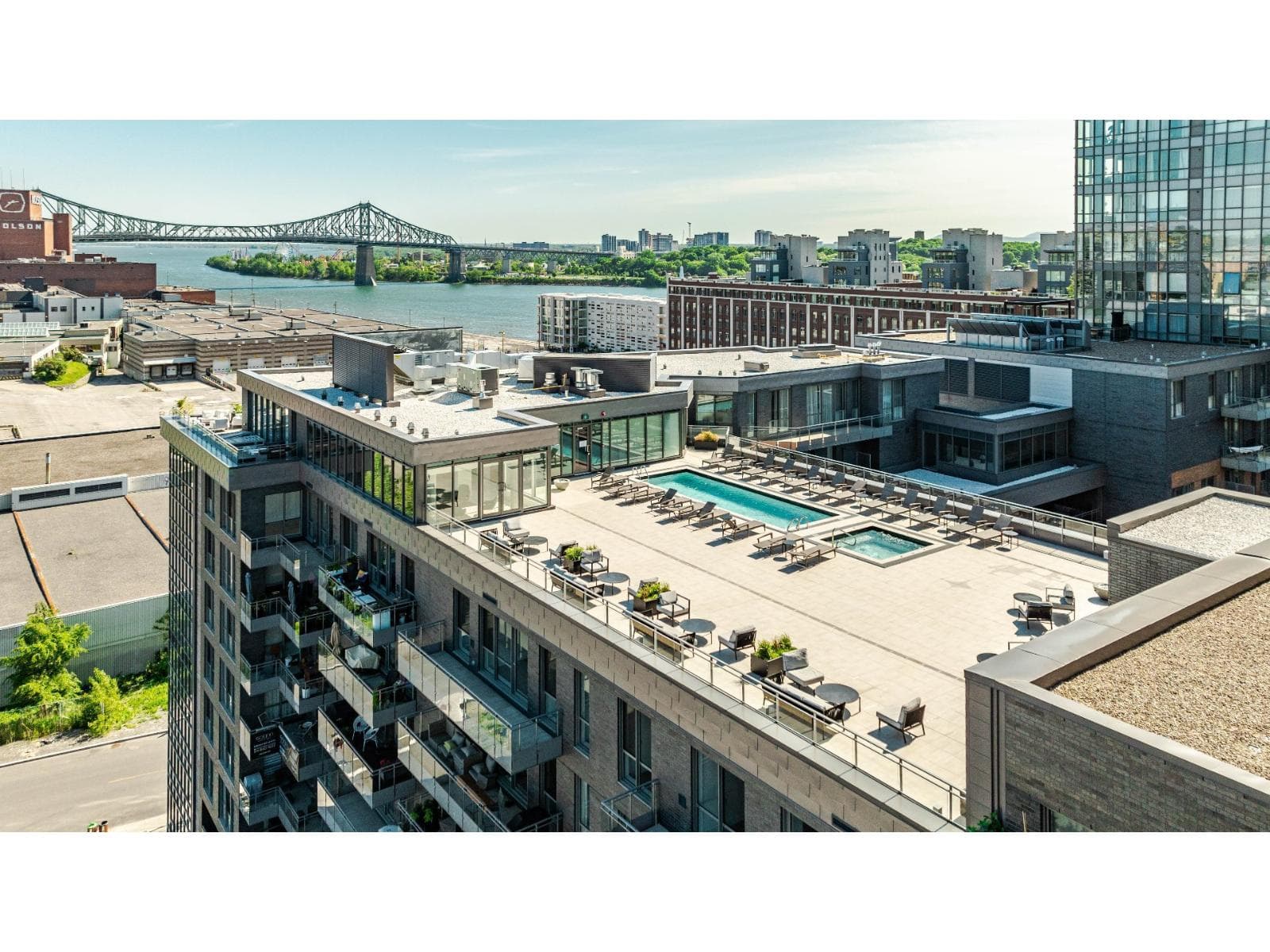 360 Rue Atateken, #615, Montréal (Ville-Marie), Quebec H2L0H4 - photo 1