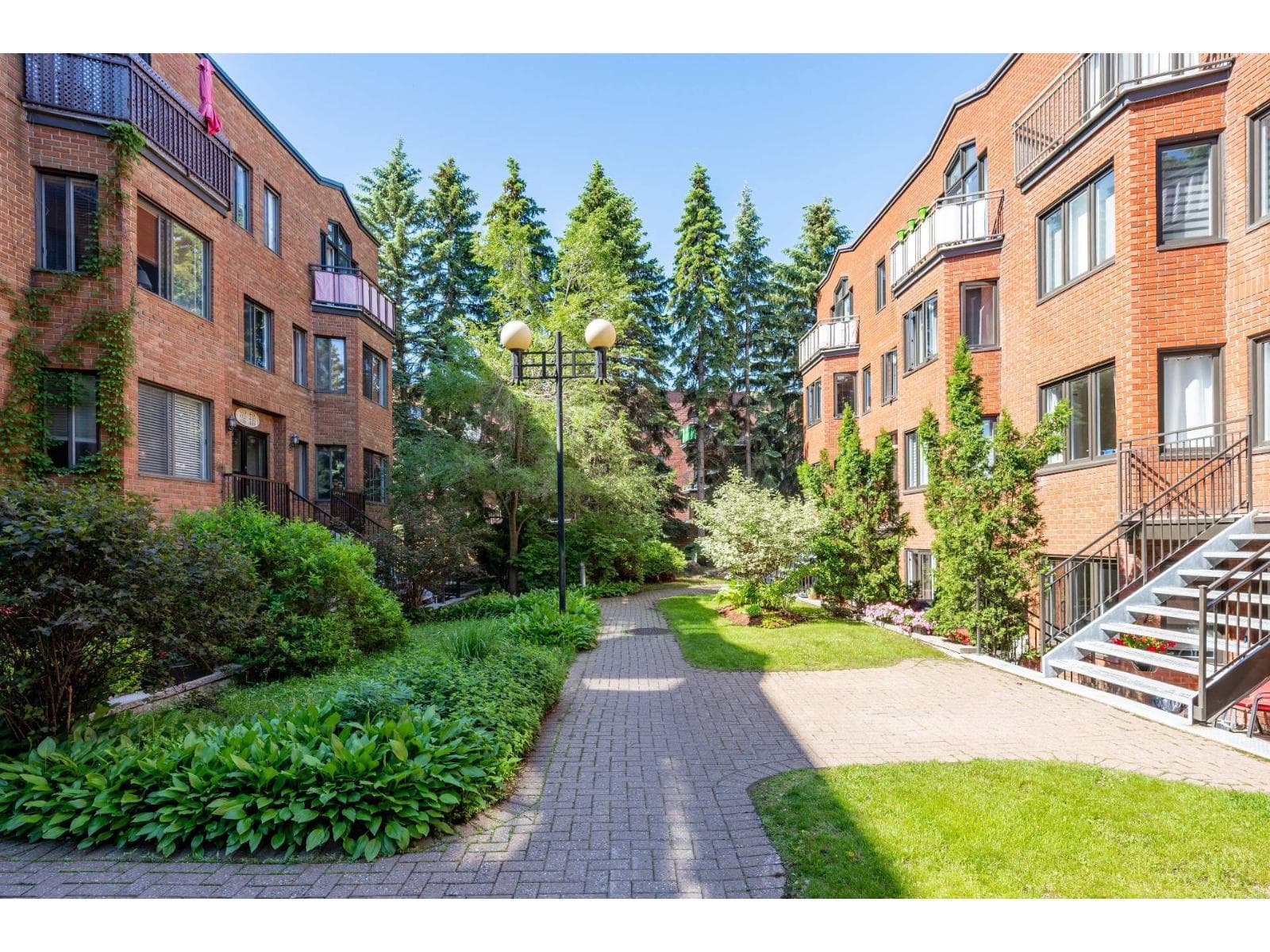4324 Rue Ernest-Gendreau, Montréal (Rosemont/La Petite-Patrie), Quebec H1X3J3 - photo 1
