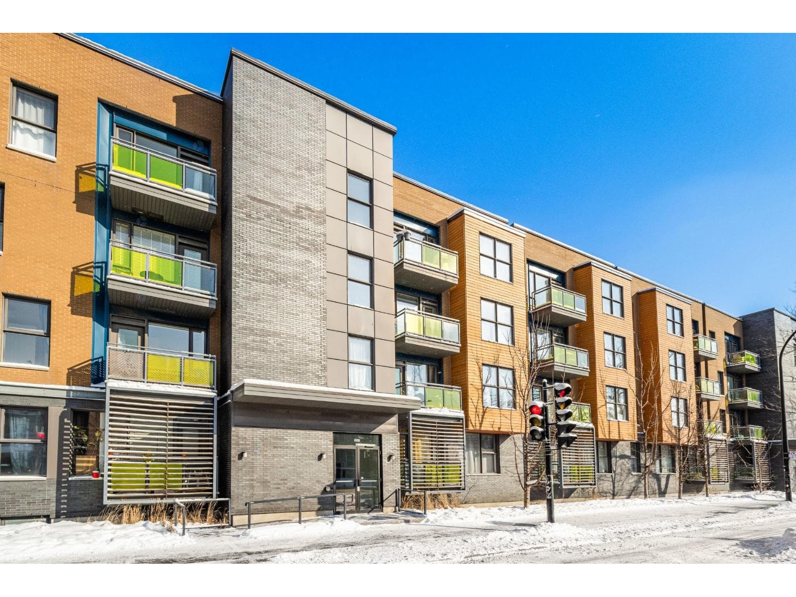 5425 Rue St-Denis, #304, Montréal (Le Plateau-Mont-Royal), Quebec H2J4B7 - photo 1
