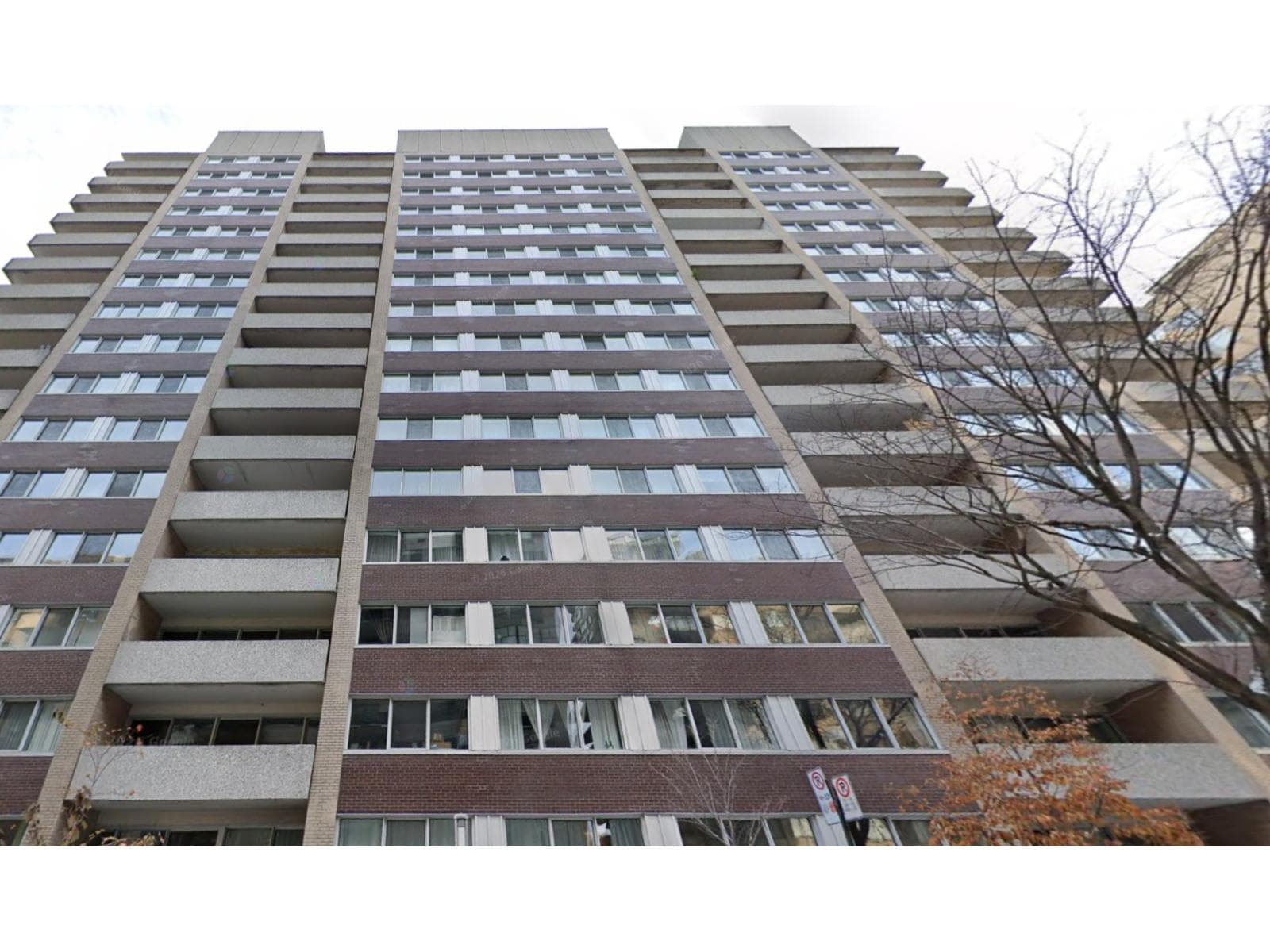 3445 Rue Drummond, #101, Montréal (Ville-Marie), Quebec H3G1X9 - photo 1