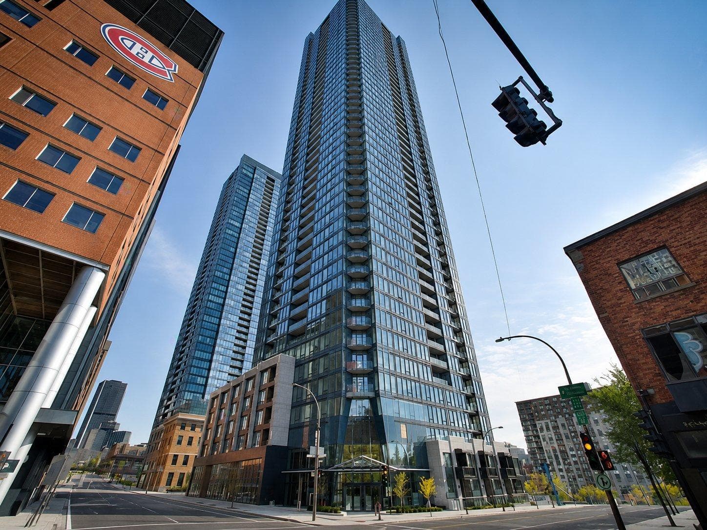 1288 Rue St-Antoine O., #5210, Montréal (Ville-Marie), Quebec H3C0X6 - photo 1