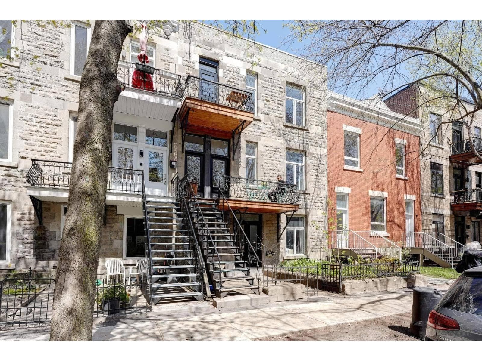 4267 Av. Christophe-Colomb, Montréal (Le Plateau-Mont-Royal), Quebec H2J3G2 - photo 1