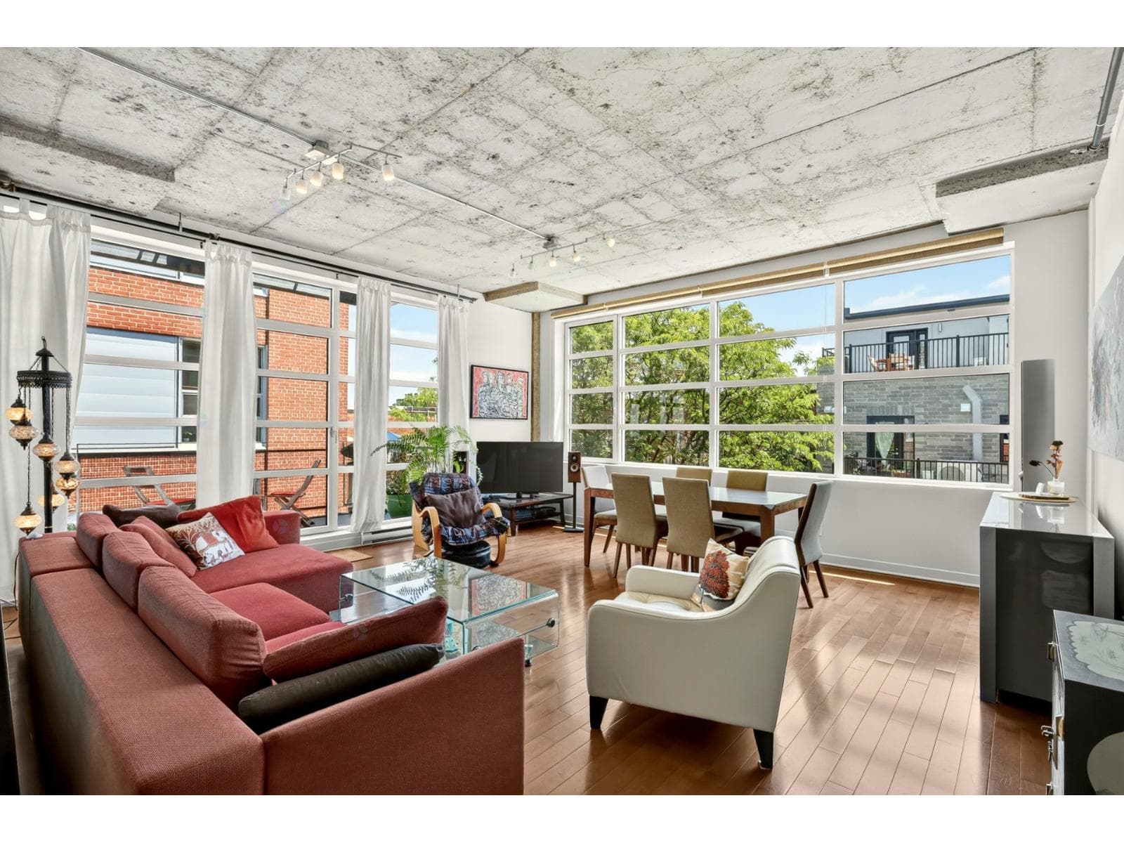40 Rue Molière, #303, Montréal (Villeray/Saint-Michel/Parc-Extension), Quebec H2R1N8 - photo 1