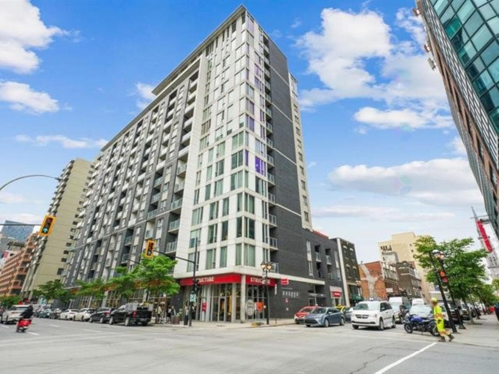 1150 Rue St-Denis, #305, Montréal (Ville-Marie), Quebec H2X0B3 - photo 1