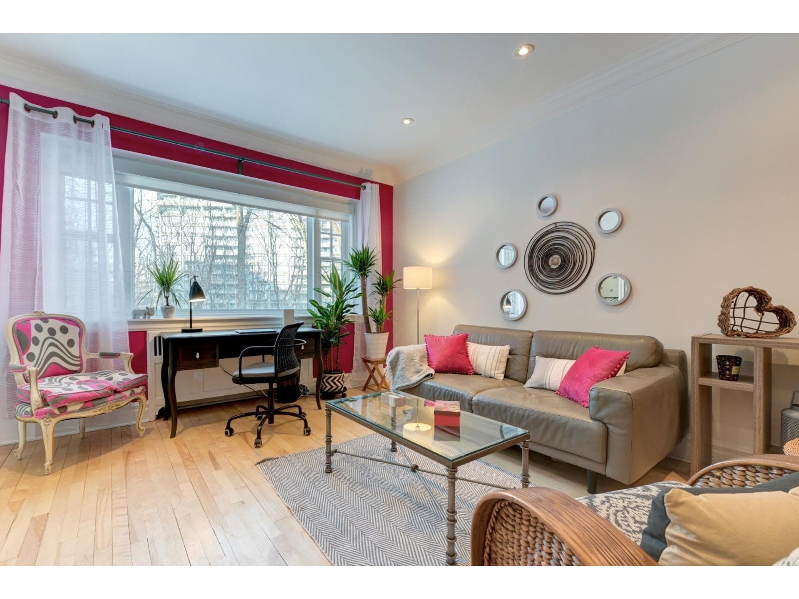 3445 Av. Ridgewood, #112, Montréal (Côte-des-Neiges/Notre-Dame-de-Grâce), Quebec H3V1B7 - photo 1