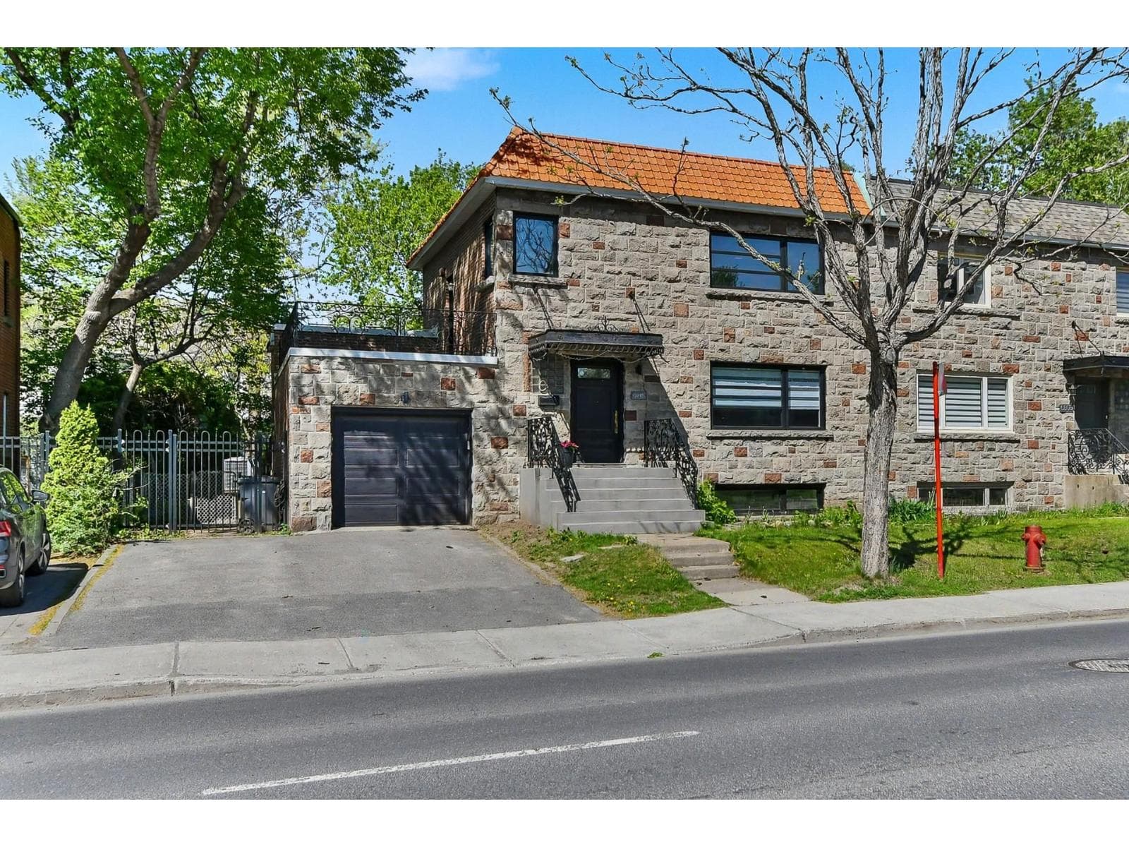 6615 Boul. Pie-IX, Montréal (Rosemont/La Petite-Patrie), Quebec H1X2C5 - photo 1