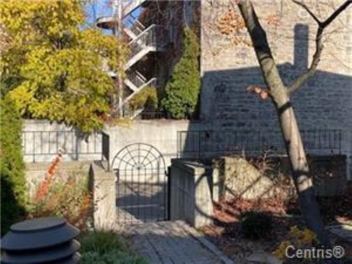 73 Rue St-Norbert, #14, Montréal (Ville-Marie), Quebec H2X1G5 - photo 1