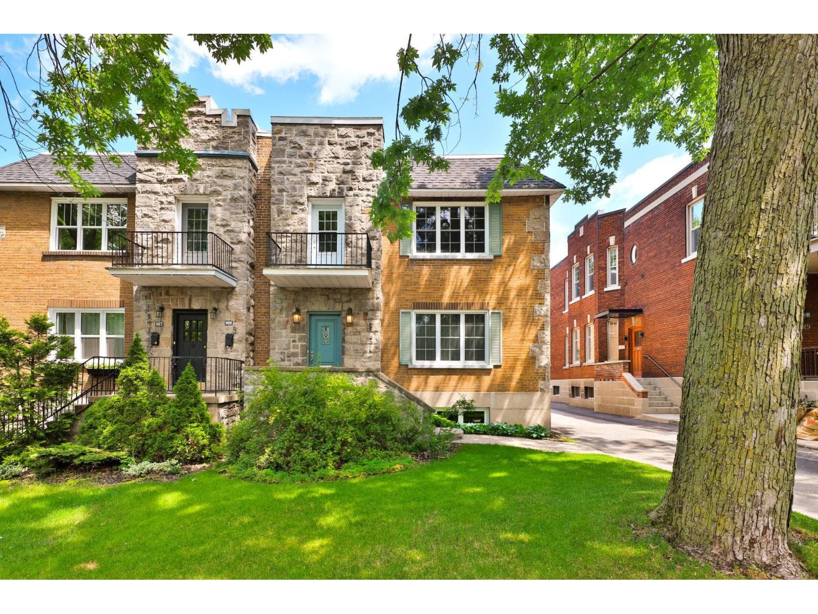 955 Av. Pratt, Montréal (Outremont), Quebec H2V2T9 - photo 1