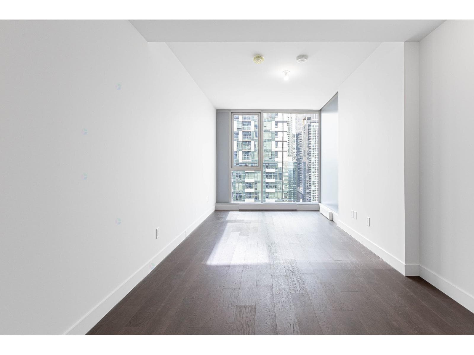 1500 Boul. René-Lévesque O., #2103, Montréal (Ville-Marie), Quebec H3G0H6 - photo 1