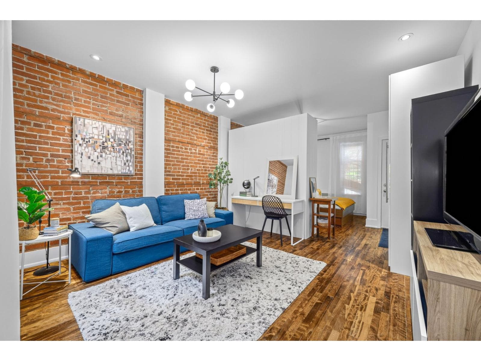 5261 Rue De Brébeuf, Montréal (Le Plateau-Mont-Royal), Quebec H2J3L8 - photo 1