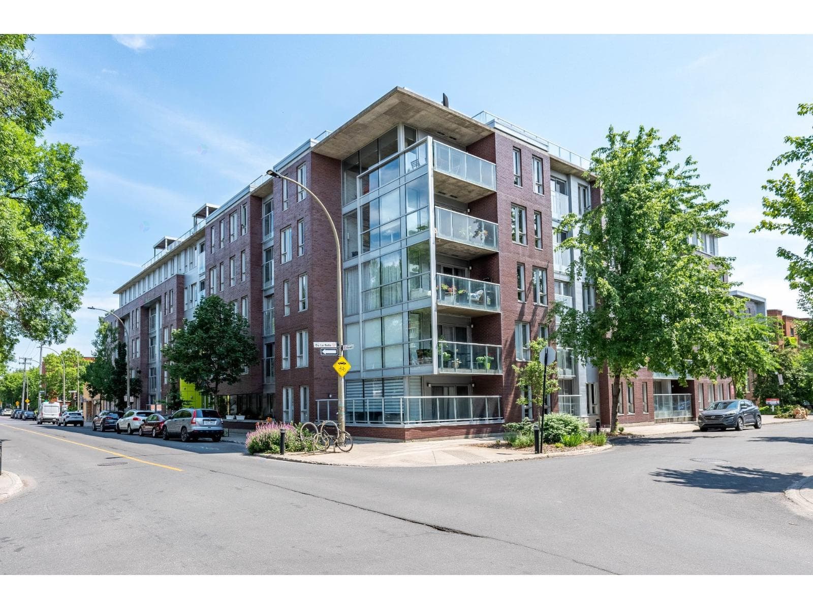 4260 Rue de Rouen, #315, Montréal (Mercier/Hochelaga-Maisonneuve), Quebec H1V1G9 - photo 1