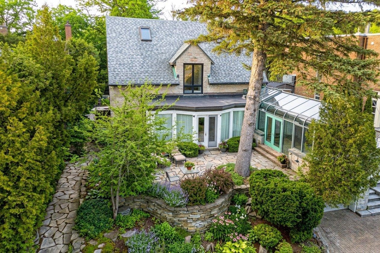 21 Surrey Gdns, Westmount, Quebec H3Y1N4 - photo 1