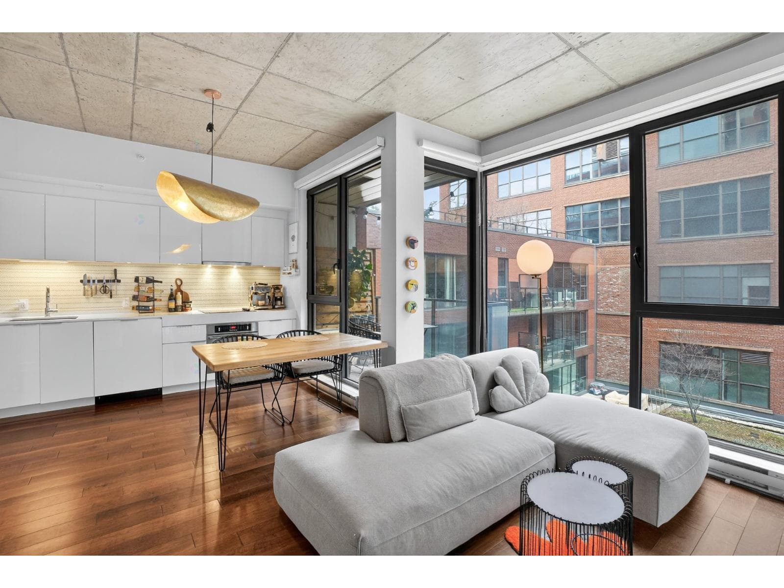 1740 Rue St-Patrick, #405, Montréal (Le Sud-Ouest), Quebec H3K0B3 - photo 1