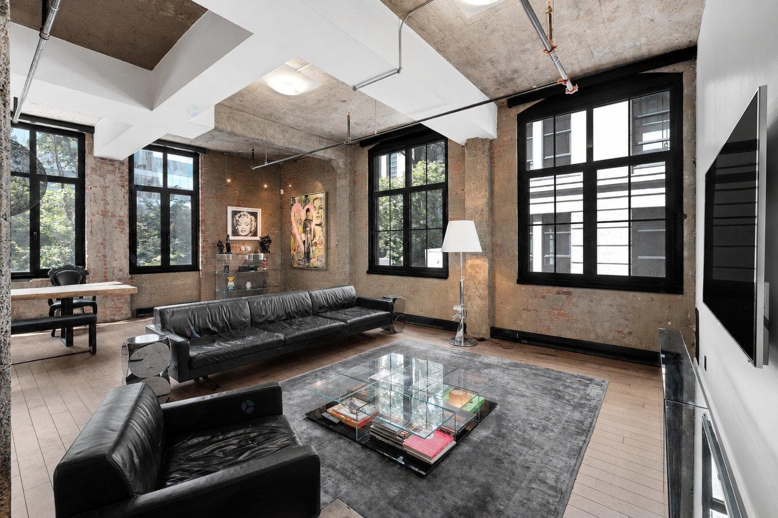 1070 Rue De Bleury, #301, Montréal (Ville-Marie), Quebec H2Z1N1 - photo 1