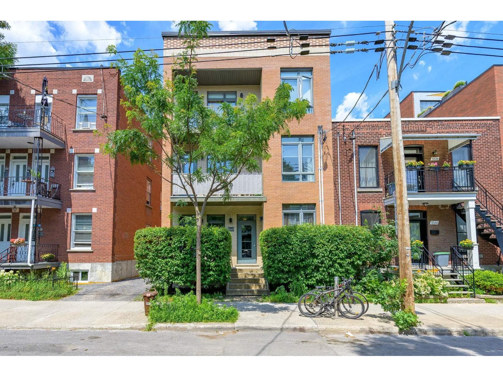 5543 3e Avenue, #301, Montréal (Rosemont/La Petite-Patrie), Quebec H1Y2W7 - photo 1