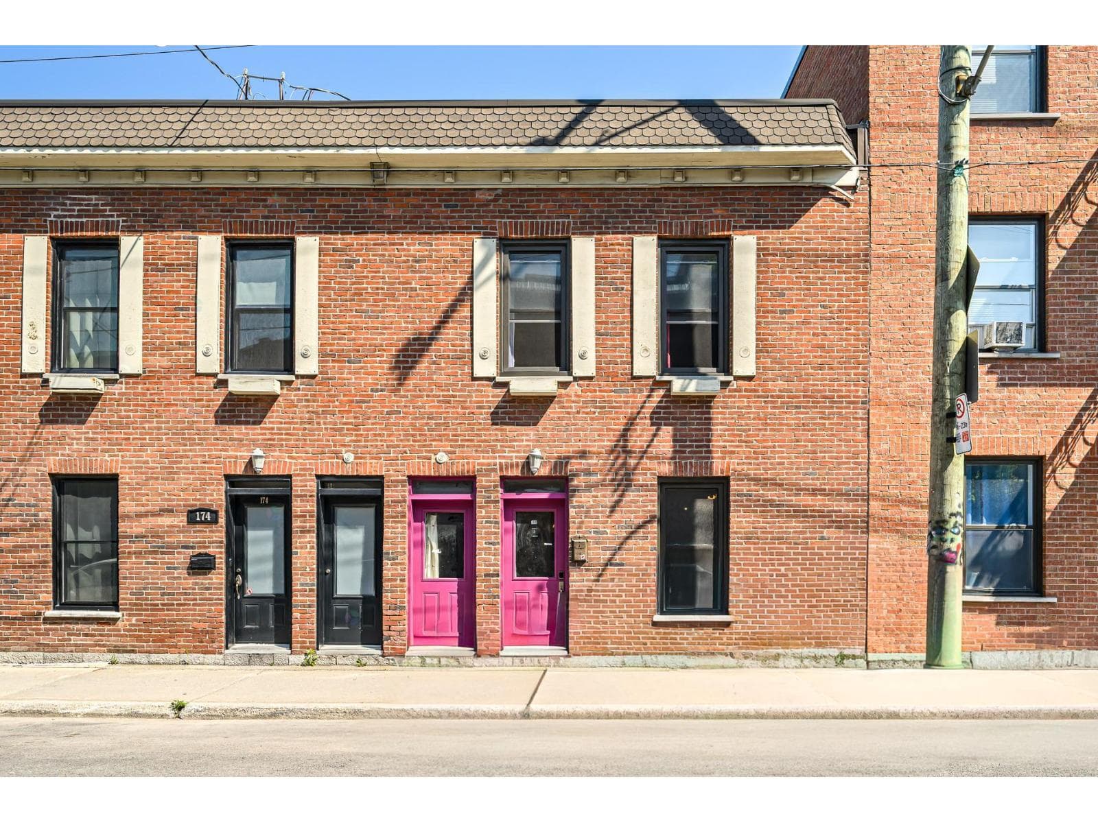 168-170 Av. Fairmount E., Montréal (Le Plateau-Mont-Royal), Quebec H2T1E2 - photo 1
