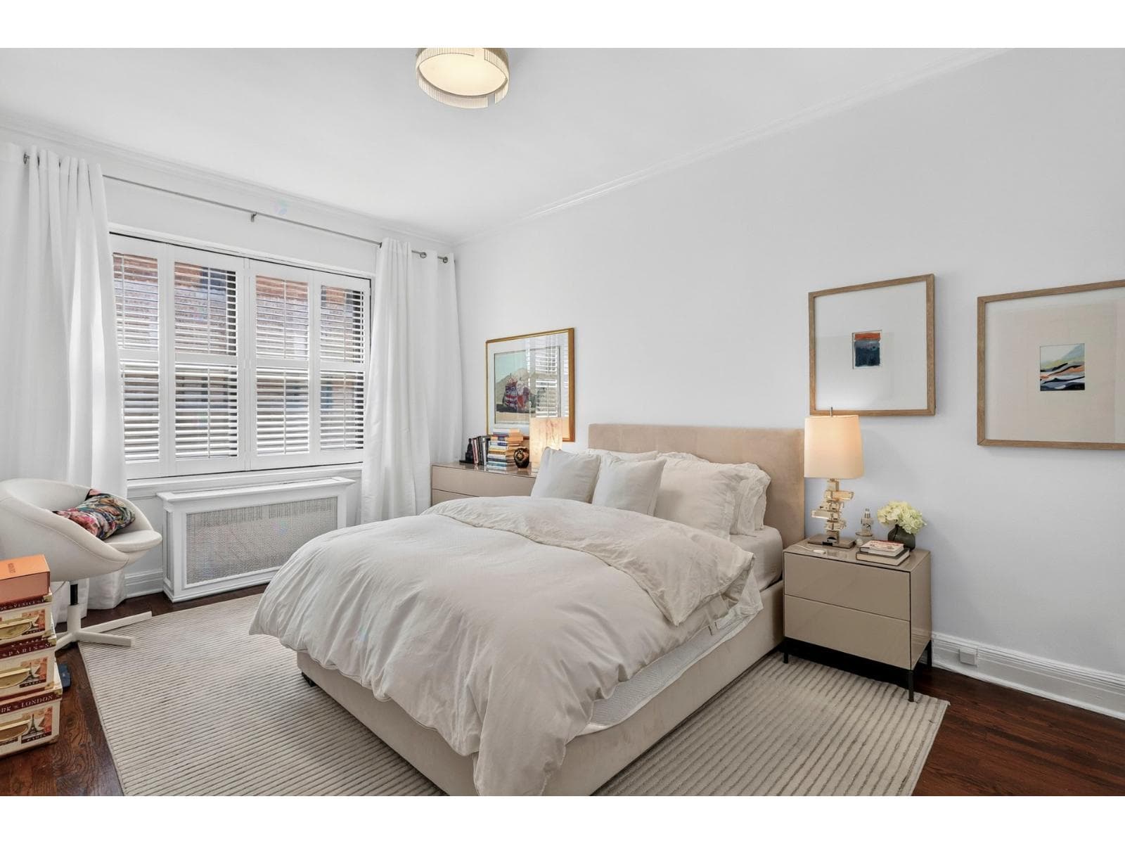 3982 Ch. de la Côte-des-Neiges, #A42, Montréal (Ville-Marie), Quebec H3H1W2 - photo 1