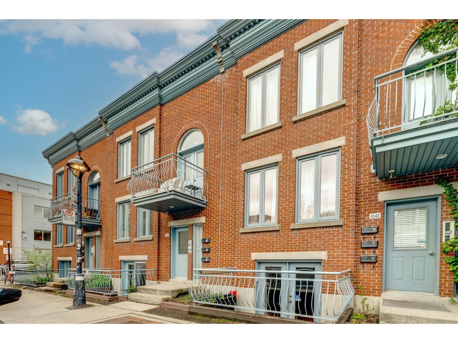 4540 Rue Rivard, #1, Montréal (Le Plateau-Mont-Royal), Quebec H2J2N3 - photo 1