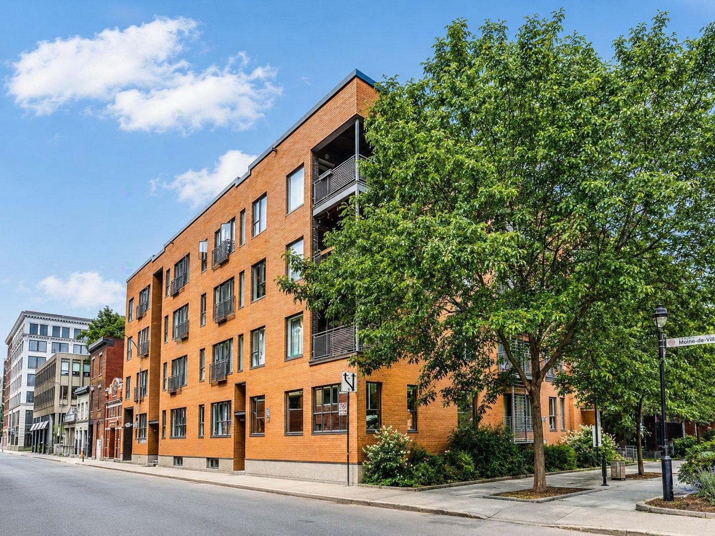 201 Rue Charlotte, #115, Montréal (Ville-Marie), Quebec H2X0B1 - photo 1