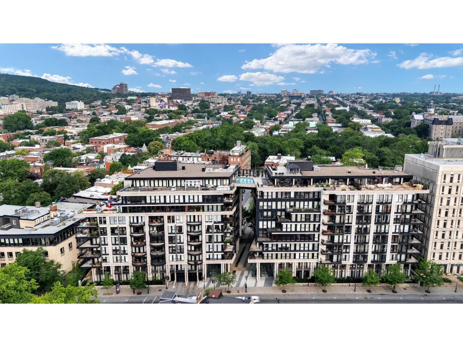 3419 Av. Henri-Julien, #P1-302, Montréal (Le Plateau-Mont-Royal), Quebec H2X3H3 - photo 1