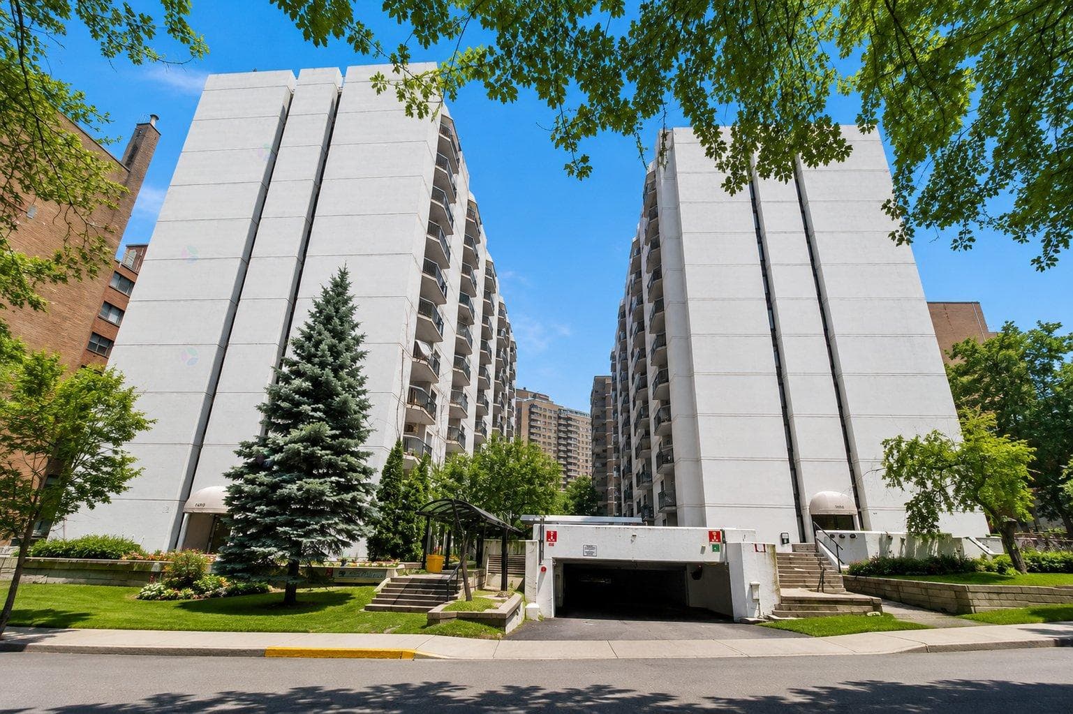 3480 Rue Simpson, #410, Montréal (Ville-Marie), Quebec H3G2N7 - photo 1
