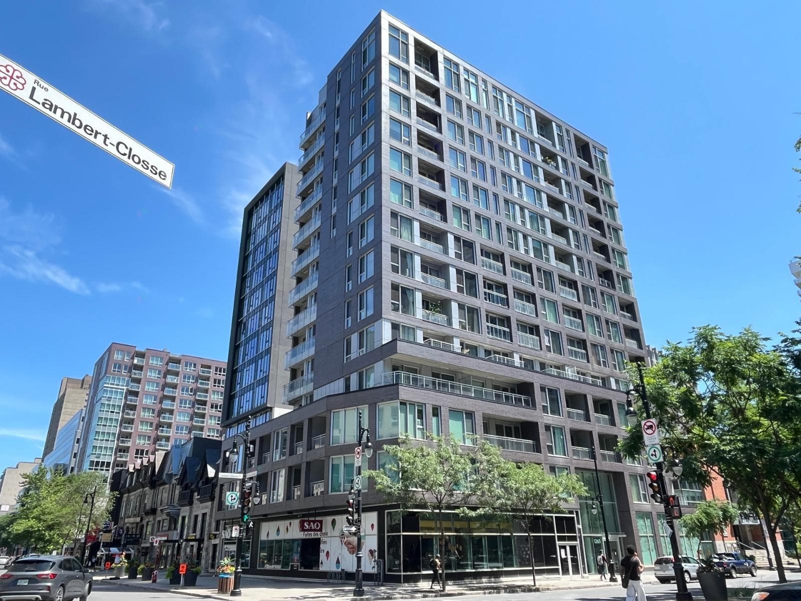 1265 Rue Lambert-Closse, #201, Montréal (Ville-Marie), Quebec H3H1Z4 - photo 1