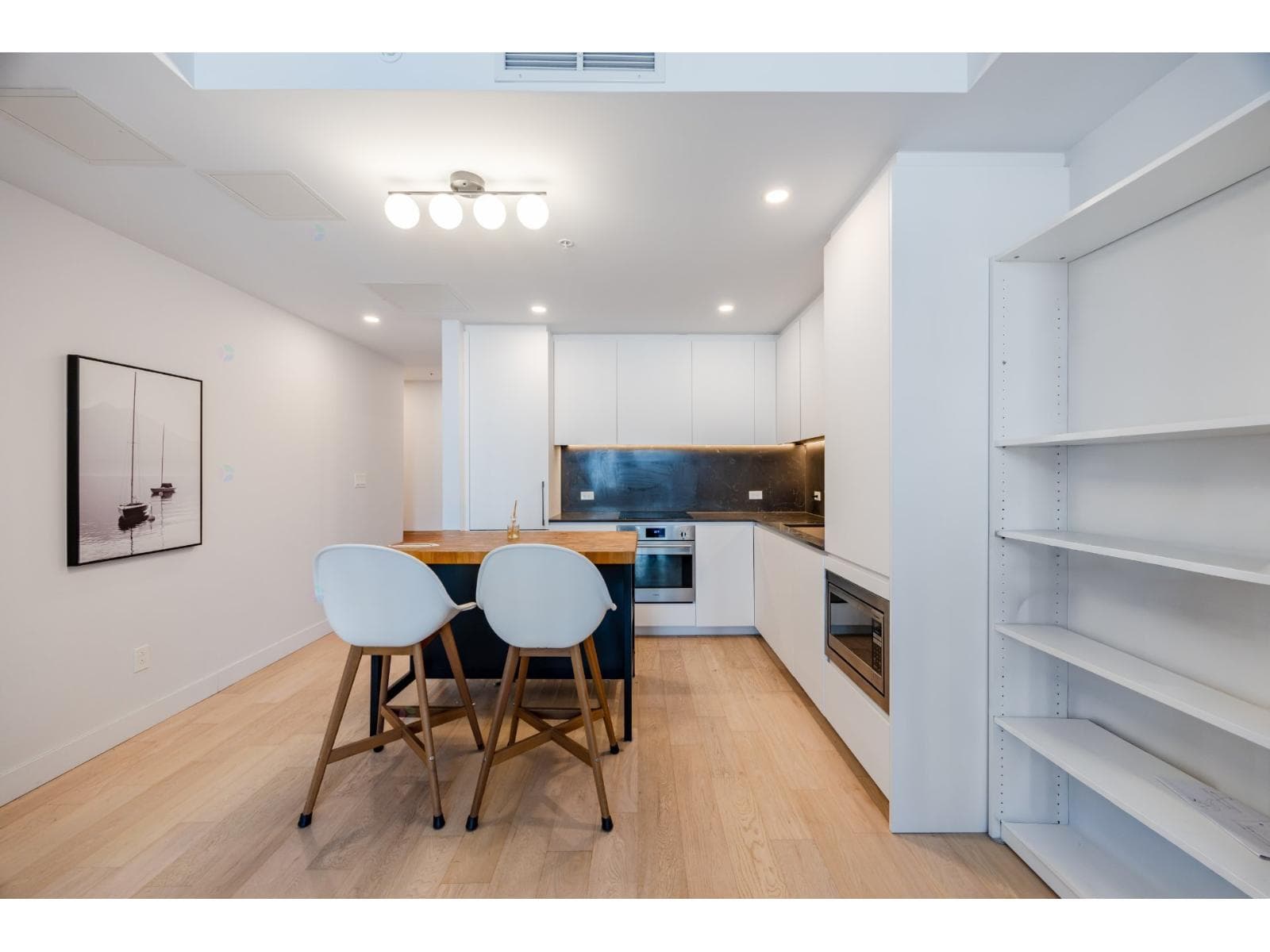 1500 Boul. René-Lévesque O., #701, Montréal (Ville-Marie), Quebec H3G0H6 - photo 1
