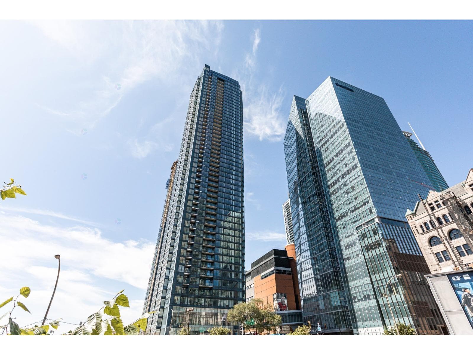 1288 Rue St-Antoine O., #2408, Montréal (Ville-Marie), Quebec H3C0X6 - photo 1